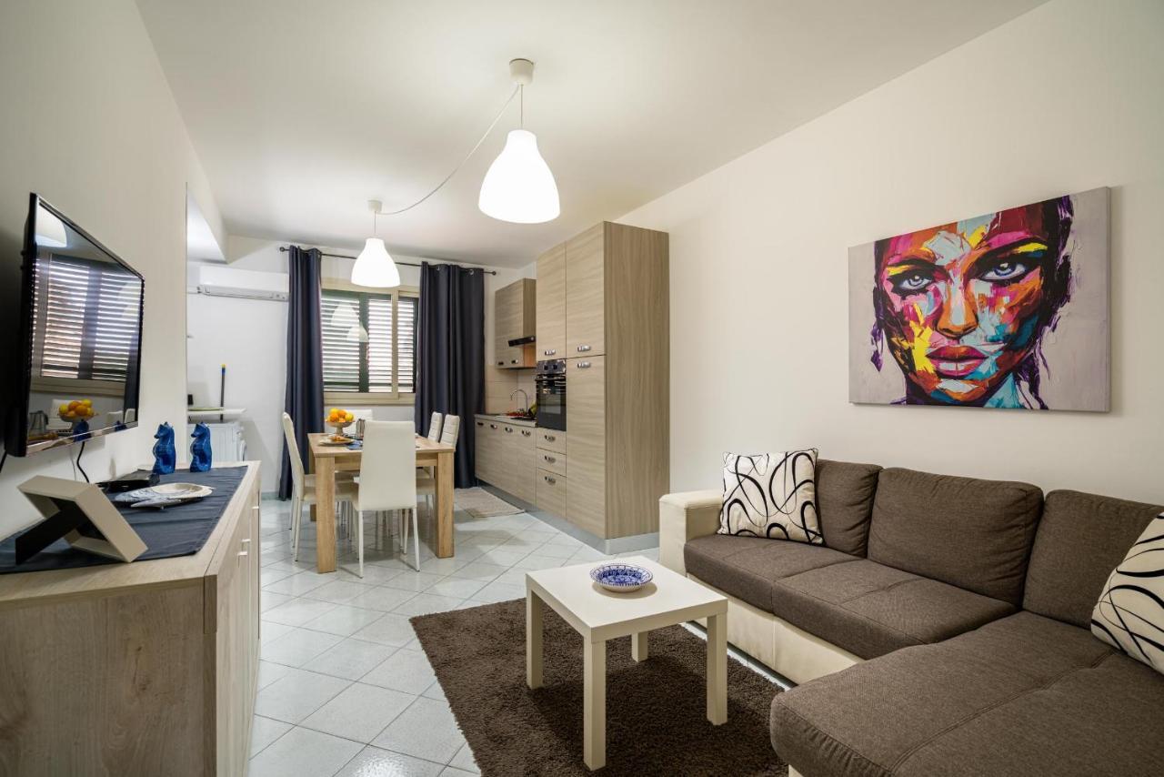 Loft Baia Di Letojanni Apartman Kültér fotó