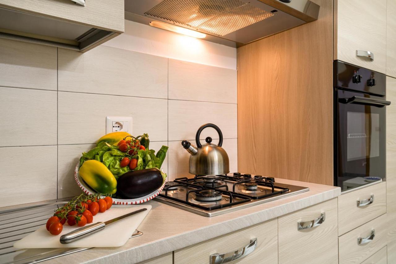 Loft Baia Di Letojanni Apartman Kültér fotó