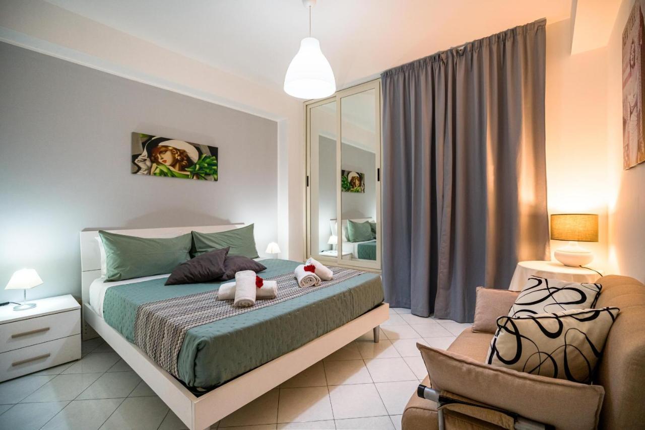 Loft Baia Di Letojanni Apartman Kültér fotó
