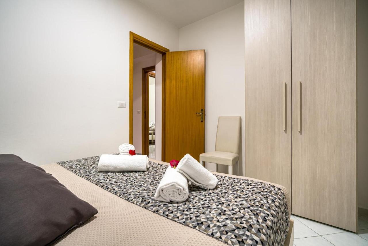 Loft Baia Di Letojanni Apartman Kültér fotó
